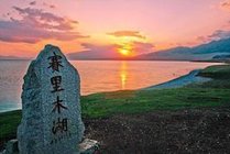 赛里木湖景点图片