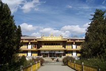 罗布林卡景点天气实景图